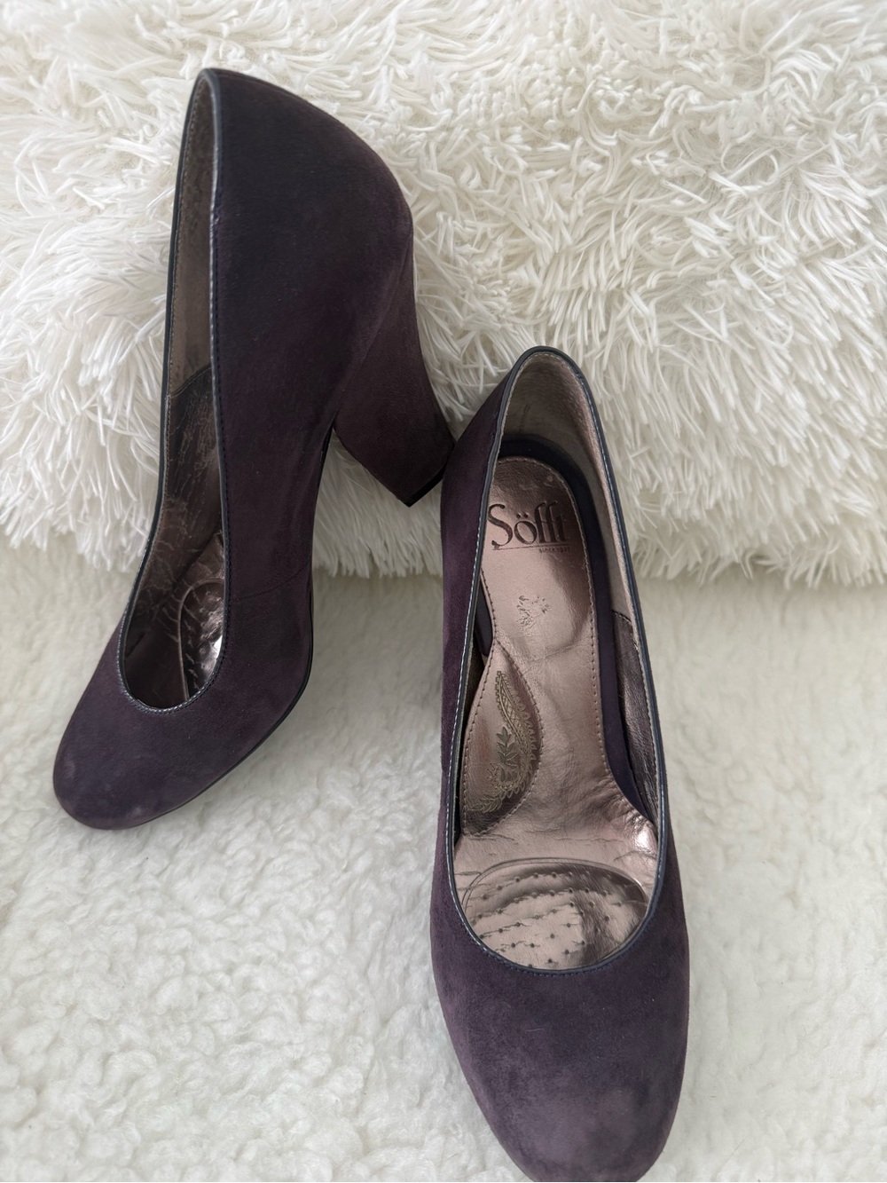 Sofft Plum Suede Round-Toe Block Heel Pumps